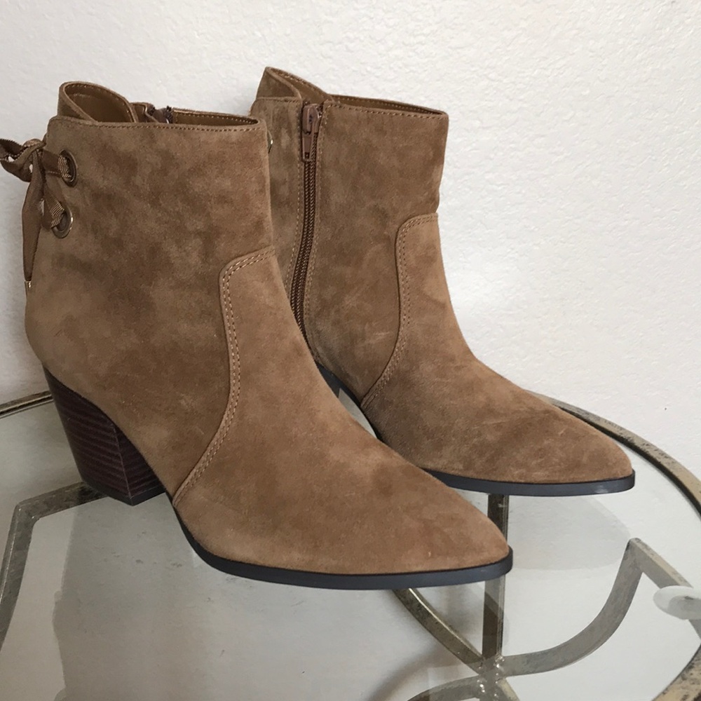 Bella Vita Elka Bow Bootie